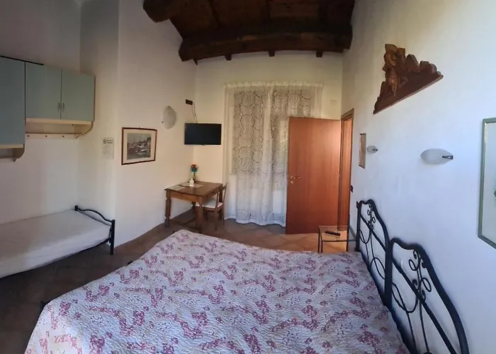 Azienda Agricola Biologica Le Lucciole * بيرتينورو